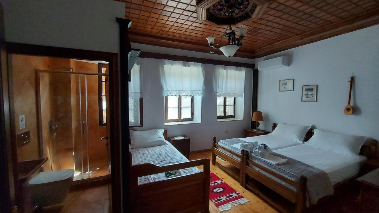 Timo'S Guest House Berat Exterior photo